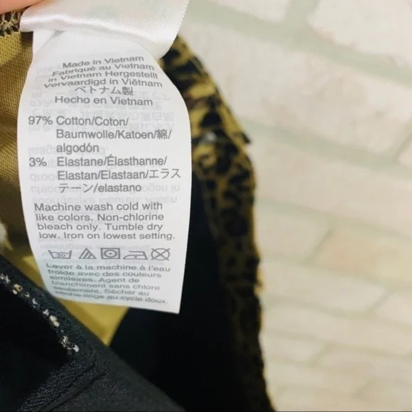 J. Crew - High Rise Kickout Crop - Leopard - Picture 8 of 9